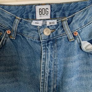 High wasted boyfriend jeans